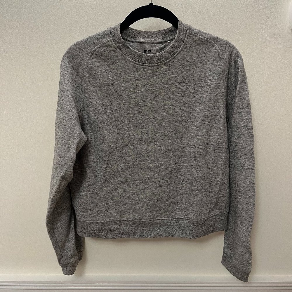 UNI QLO Sweatshirt